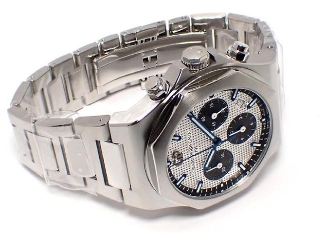 Girard-Perregaux GIRARD PERREGAUX Laureato Cronógrafo 42 MM prata x preto Produtos genuínos Masculinos - vista 10