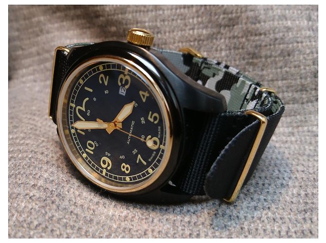 Orologio automatico Evisu Hiro ref EV-7200-05 Swiss Made Nero Multicolore - vista 13
