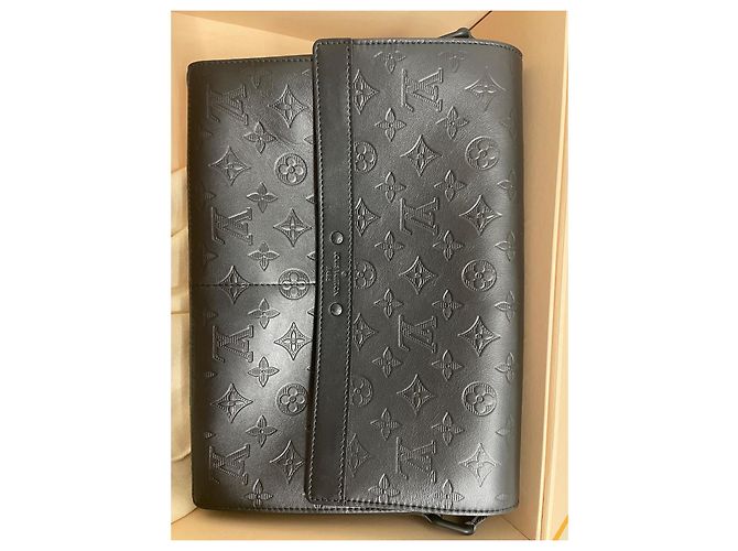 Louis Vuitton Sprinter Messenger Black - view 3