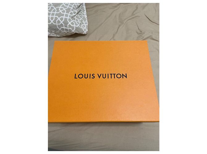 Louis Vuitton Sprinter Messenger Black - view 8