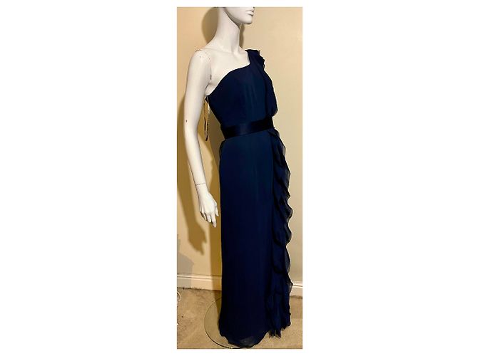 Vera Wang Vestido de noche de gasa con un hombro de estilo regencia - vista 4