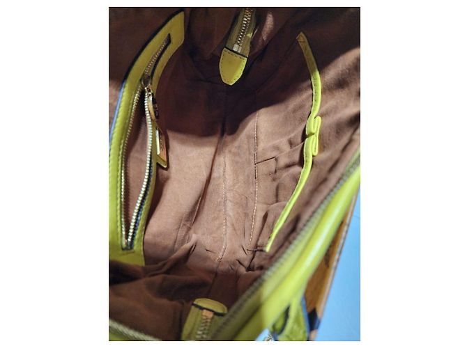 Borsa a tracolla in pelle MCM Visetos Cognac/Giallo Marrone - vista 20