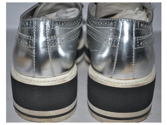 Prada Schnürschuhe aus Leder Silber 38 IT - Ansicht 3