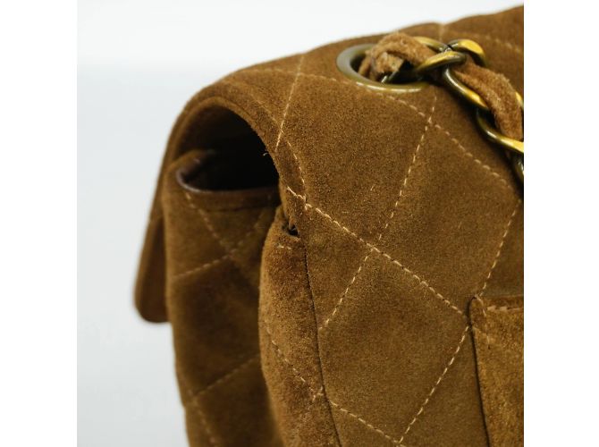 Sac à épaule en daim marron Chanel - vue 11