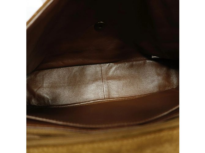 Sac à épaule en daim marron Chanel - vue 4