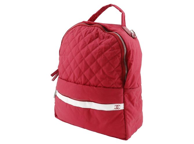 Zaino Chanel Coco Mark in nylon rosso - vista 2