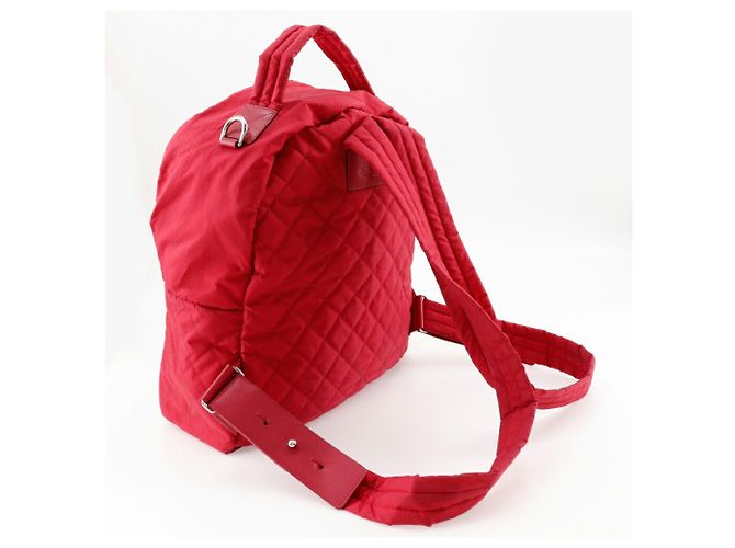 Zaino Chanel Coco Mark in nylon rosso - vista 3