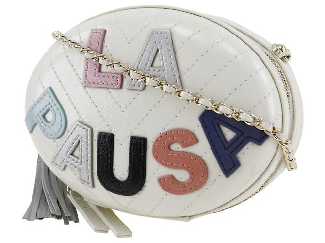 Borsa a spalla in pelle di vitello Chanel La Pausa Bianco - vista 2