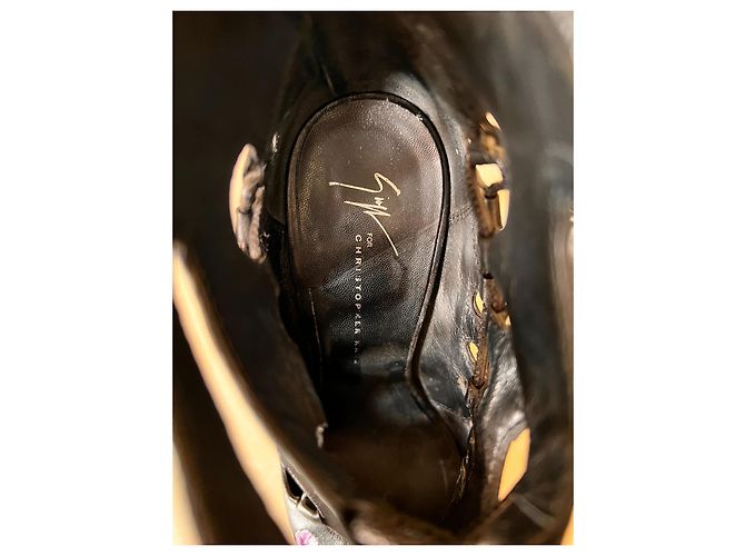 Stivaletti in pelle nera Giuseppe Zanotti Nero - vista 8