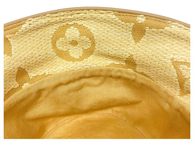 Cappello bucket beige Louis Vuitton - vista 5