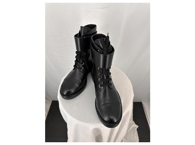Louis Vuitton Wonderland Flat Ranger Nero Gold hardware - vista 2