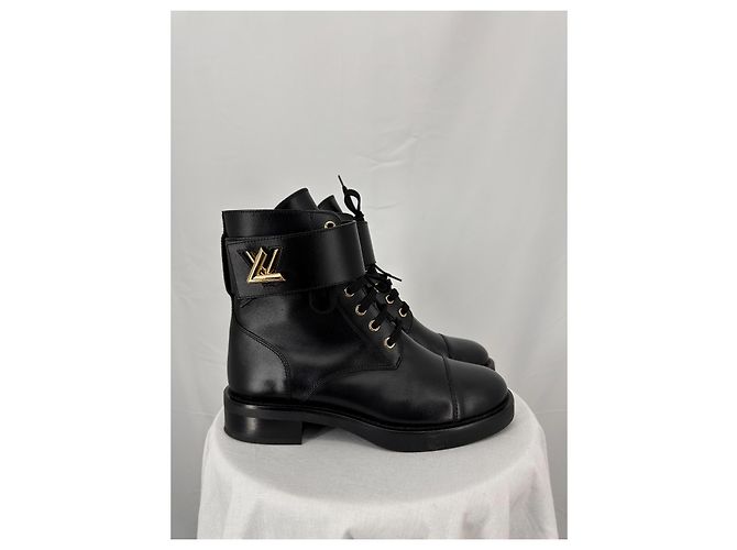 Louis Vuitton Wonderland Flat Ranger Nero Gold hardware - vista 3
