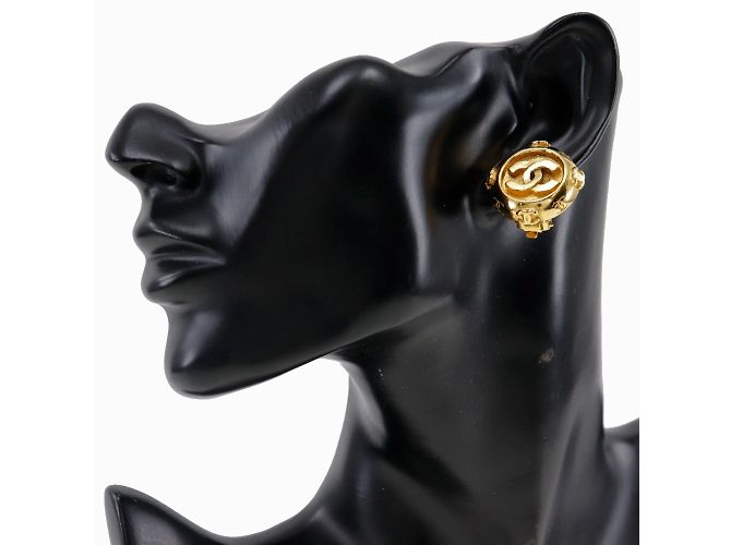 Orecchini a clip placcati in oro Chanel Coco Mark D'oro - vista 2