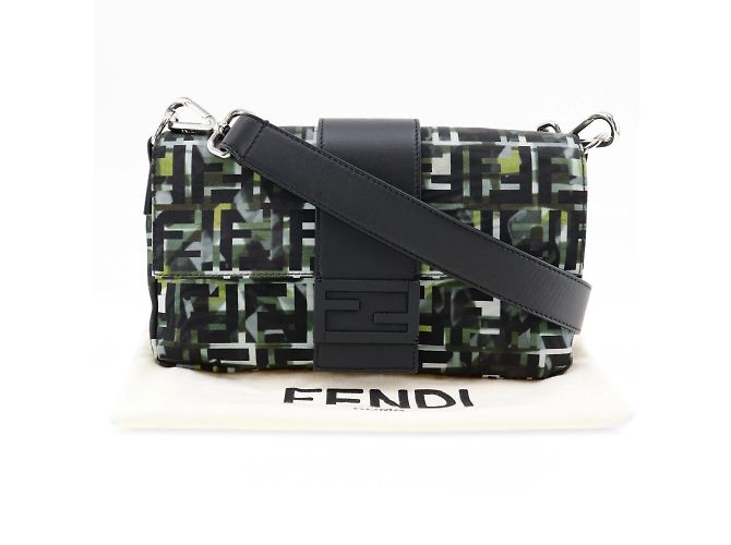 Borsa a Spalla Mamma Bucket di Fendi Nero - vista 12