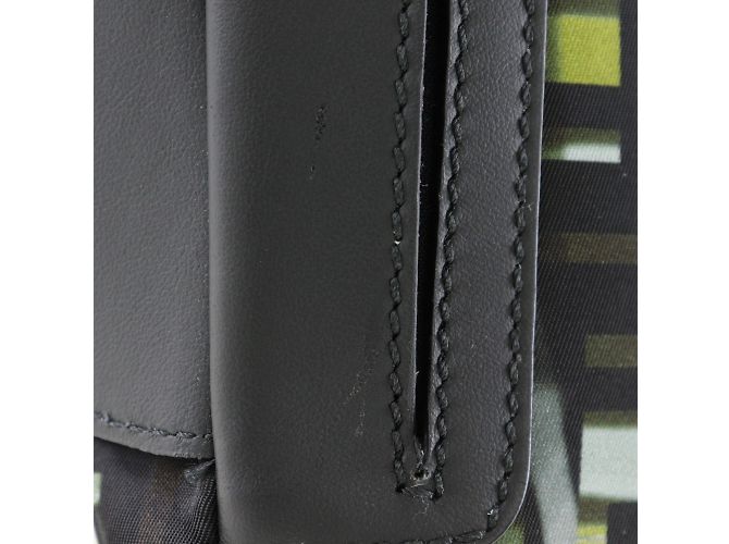 Borsa a Spalla Mamma Bucket di Fendi Nero - vista 6