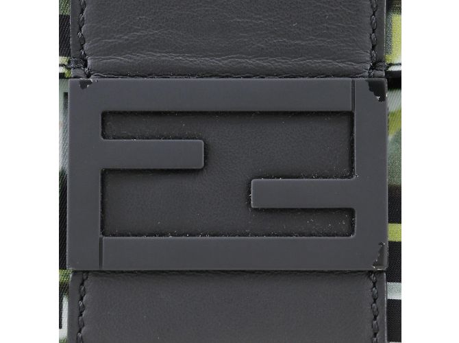 Borsa a Spalla Mamma Bucket di Fendi Nero - vista 8