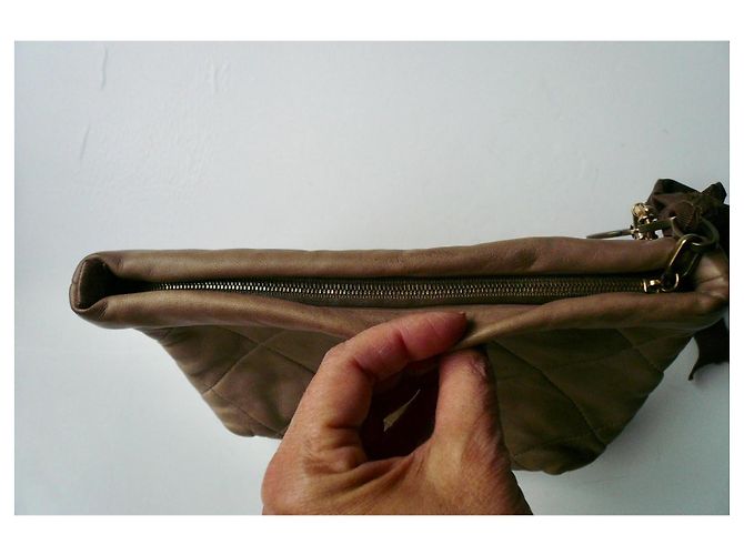 LANVIN Pochette con zip caffè latte in pelle in ottime condizioni Beige - vista 6