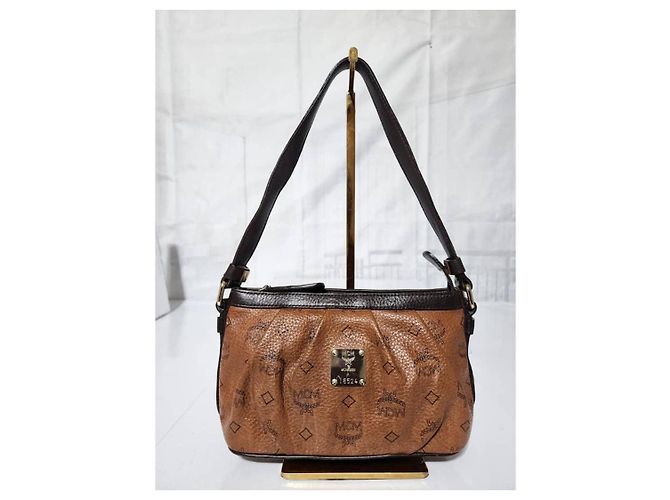 Pochette in pelle MCM Visetos Cioccolato/Marrone - vista 10