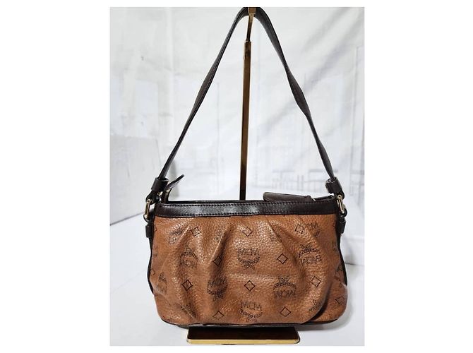 Pochette in pelle MCM Visetos Cioccolato/Marrone - vista 4