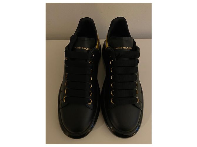 Sneakers Alexander McQueen Oversized Pelle Nere e Oro 38 Nero D'oro - vista 5