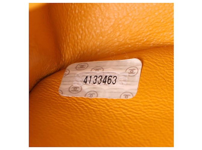 Borsa a spalla Chanel Medium Timeless/Classique in pelle di agnello arancione - vista 6