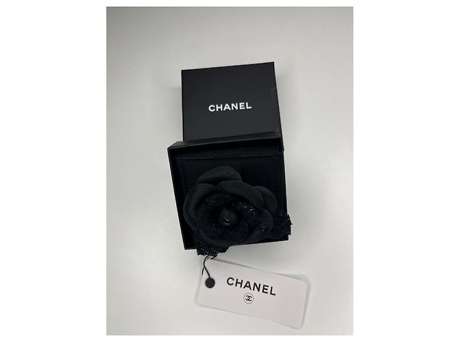 CHANEL CAMELIA TWEED NERO CLASSICO, NUOVO - vista 4