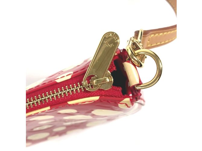 Pochette Dot Infinity Vernis Yayoi Kusama di Louis Vuitton Bianco Rosso - vista 9