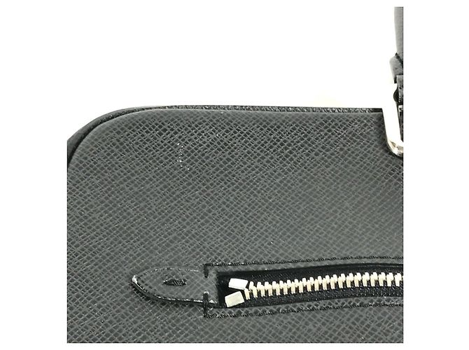 Borsa Tote Porto-Document PDV Taiga Louis Vuitton Nero - vista 6