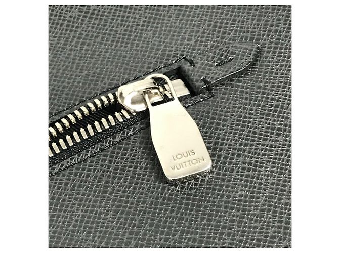 Borsa Tote Porto-Document PDV Taiga Louis Vuitton Nero - vista 7