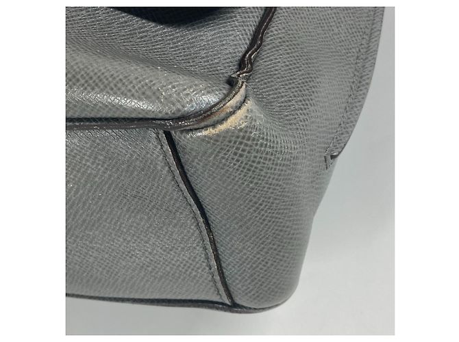 Borsa a flap Roman MM Taiga di Louis Vuitton Marrone - vista 5