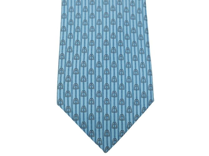 Silk In Hermès Hermes Blue Silk Cravat - view 3