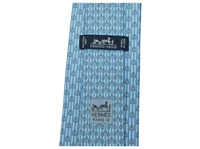 Silk In Hermès Hermes Blue Silk Cravat - view 5