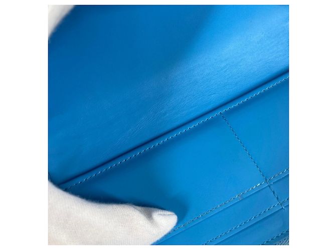 Louis Vuitton Taurillon Climbing Zippy Wallet Blue Beige - view 13