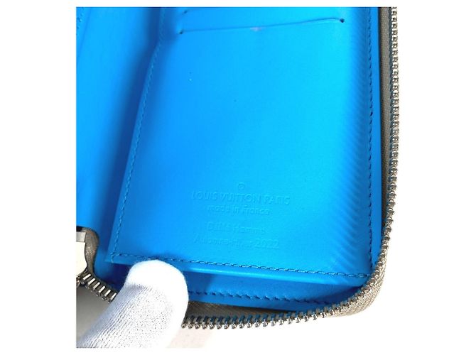 Louis Vuitton Taurillon Climbing Zippy Wallet Blue Beige - view 9