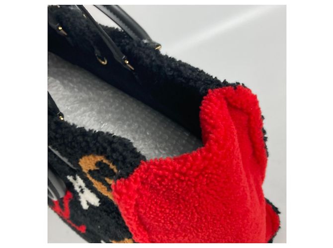 On the Go GM Tote Bag aus Monogram Teddy von Louis Vuitton Schwarz Rot - Ansicht 9