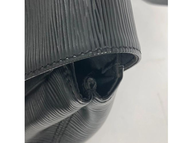Borsa a Spalla Louis Vuitton Epi Segur MM Nero - vista 11