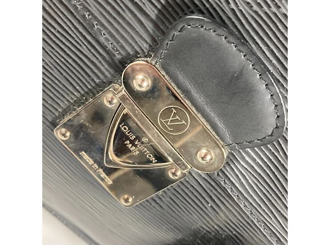 Borsa a Spalla Louis Vuitton Epi Segur MM Nero - vista 12