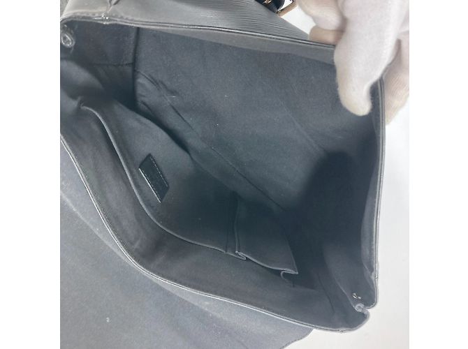 Borsa a Spalla Louis Vuitton Epi Segur MM Nero - vista 13