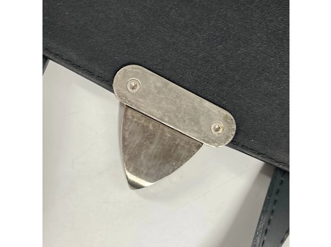 Borsa a Spalla Louis Vuitton Epi Segur MM Nero - vista 16