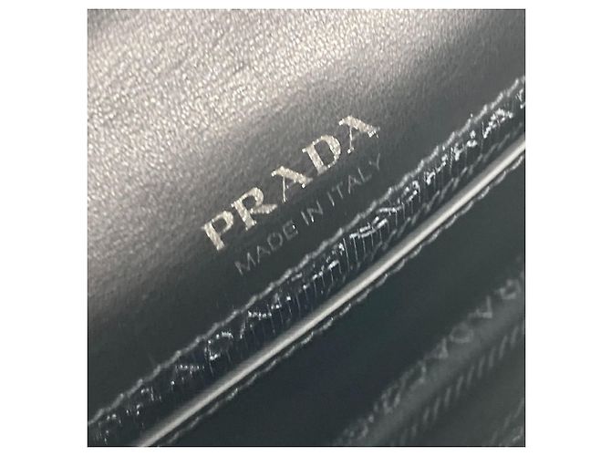 Clutch in pelle Prada 1BD067 Nero Verde - vista 12