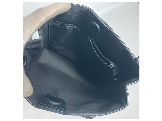 Bolsa Tote Epi Sac Plat Fold da Louis Vuitton Preto - vista 12