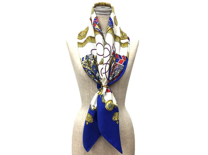 Hermès Carré 90 LES TAMBOURS Bufanda de Seda Blanco Azul - vista 2