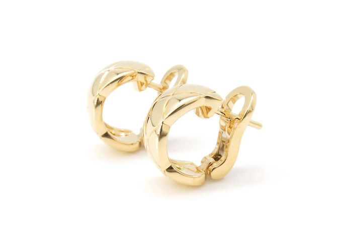 Orecchini a cerchio in oro giallo Chanel Coco Crush - vista 2