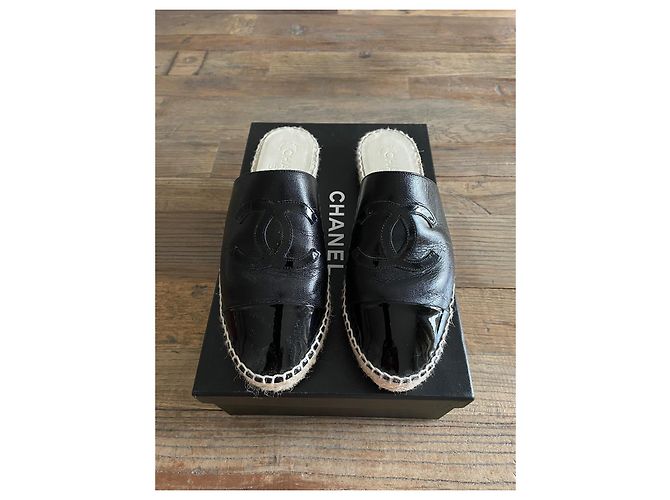 Chanel Mule in espadriglia Nero - vista 2