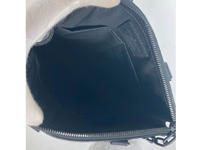 Sac à main en cuir Taurillon Louis Vuitton Noir - vue 12