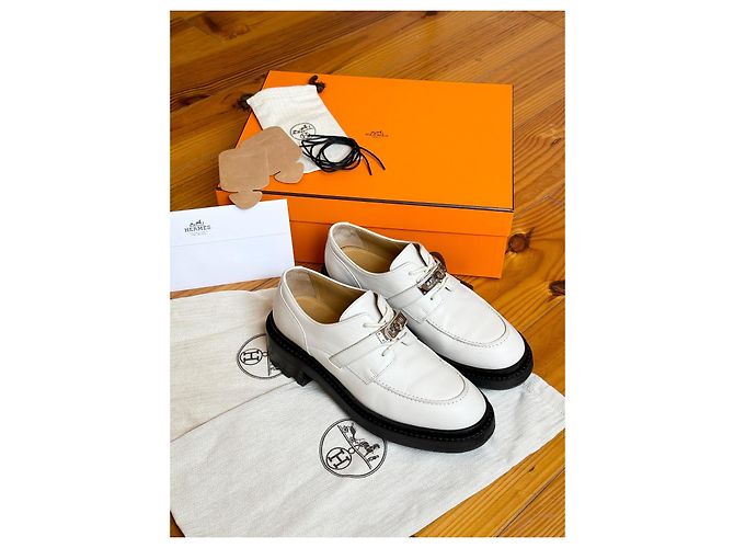 Hermès Mocassins derby Hermes First Blanc Beige Écru - vue 2
