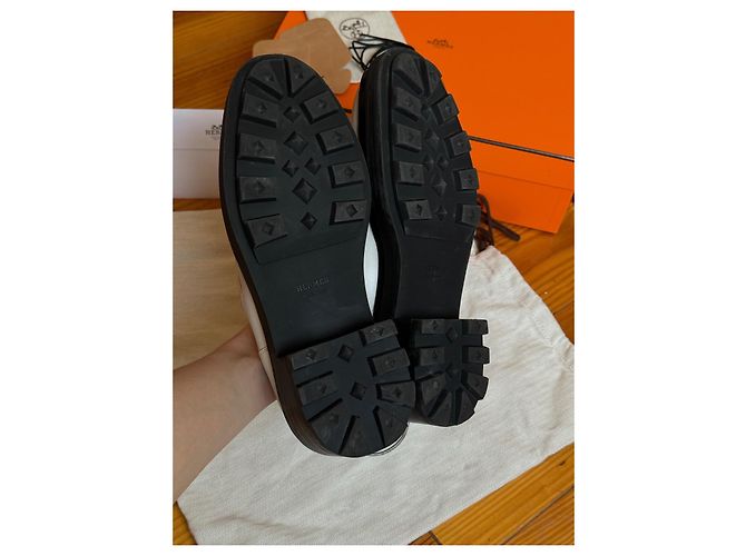Hermès Mocassins derby Hermes First Blanc Beige Écru - vue 4