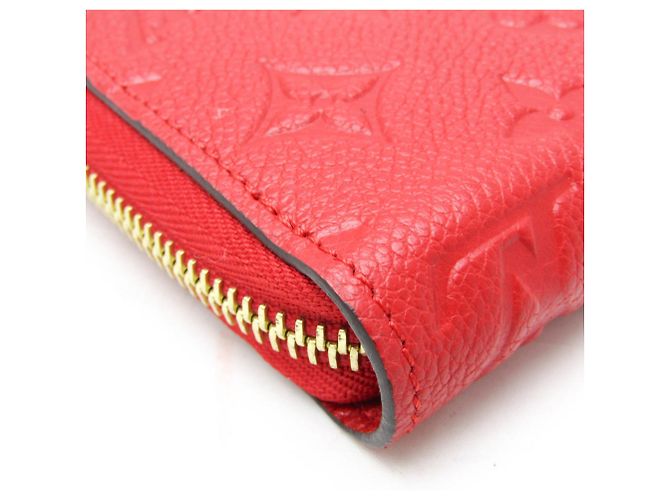 Cartera Zippy Monogram Empreinte Louis Vuitton Roja - vista 4