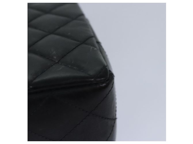 CHANEL Borsa a Spalla Matelassé in Pelle Nera con Catena Dorata CC Auth 88183 Nero D'oro - vista 18