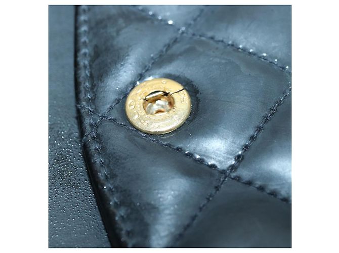 CHANEL Borsa a Spalla Matelassé in Pelle Nera con Catena Dorata CC Auth 88183 Nero D'oro - vista 9